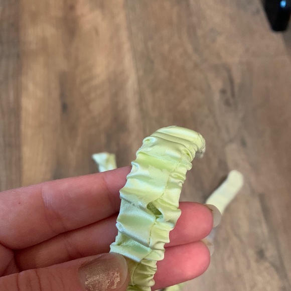 VS Vintage Floral Designer Bow Garter Belt - Picture 8 of 10